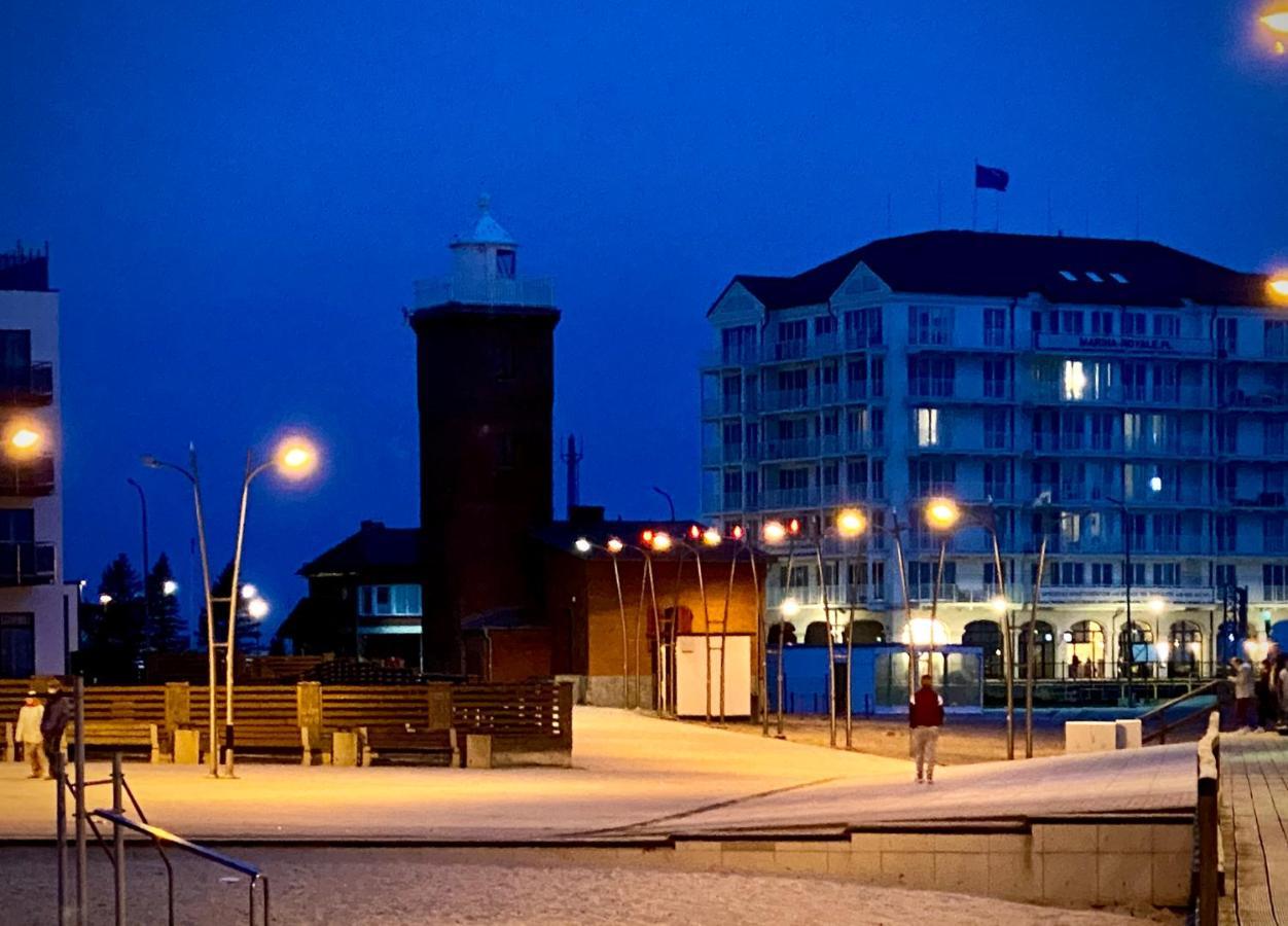 Apartamenty W Marina Royale Darlowko Buitenkant foto